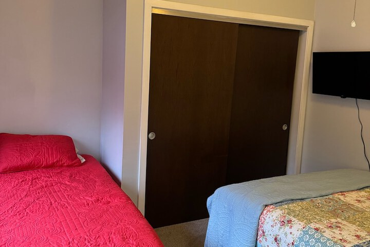 Room 12 of 25