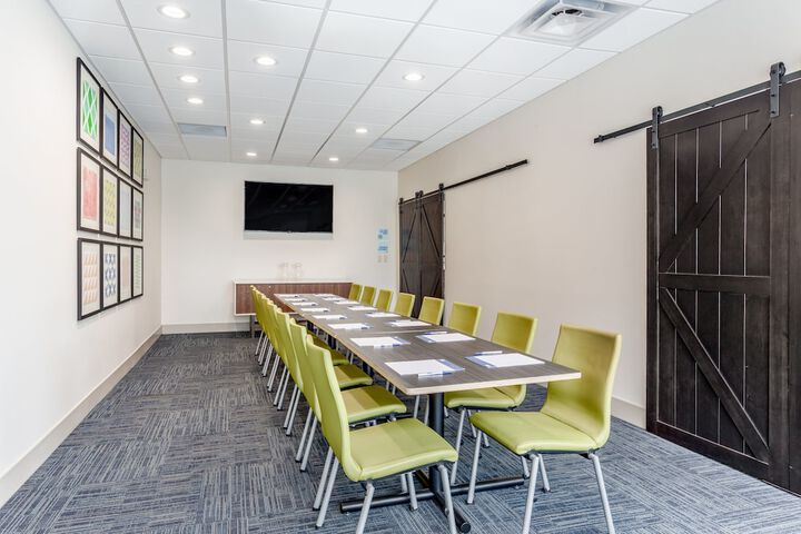 Holiday Inn Express & Suites Hammond by IHG