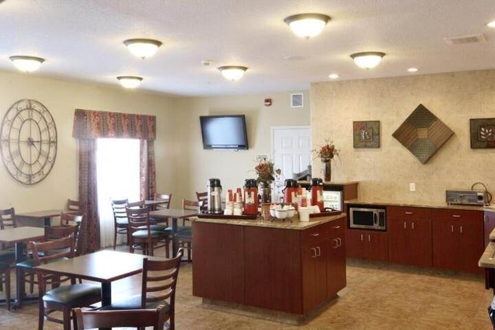 GrandStay Residential Suites Hotel