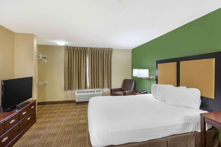 Room 22 of 26