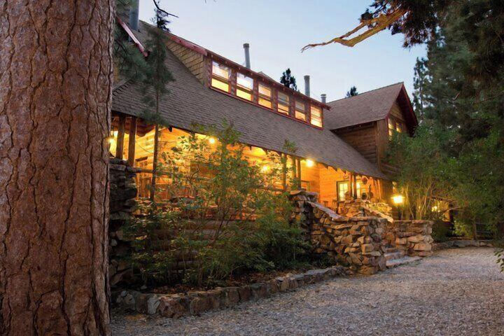 Gold Mountain Manor Bed and Breakfast