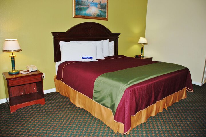 Room 16 of 23