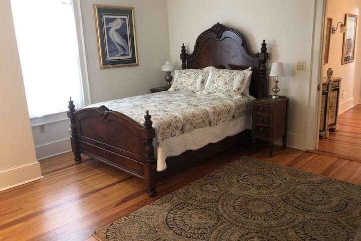 Room 32 of 71