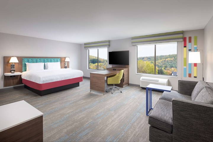Room 17 of 47