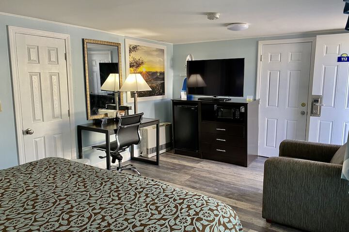 Beacon Inn and Suites