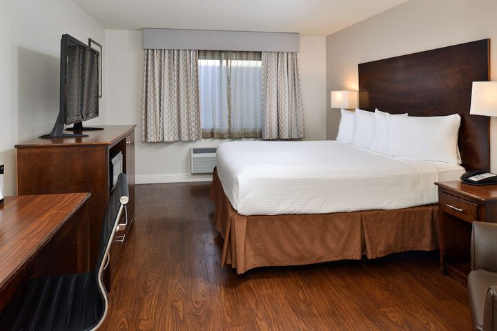 Room 16 of 46