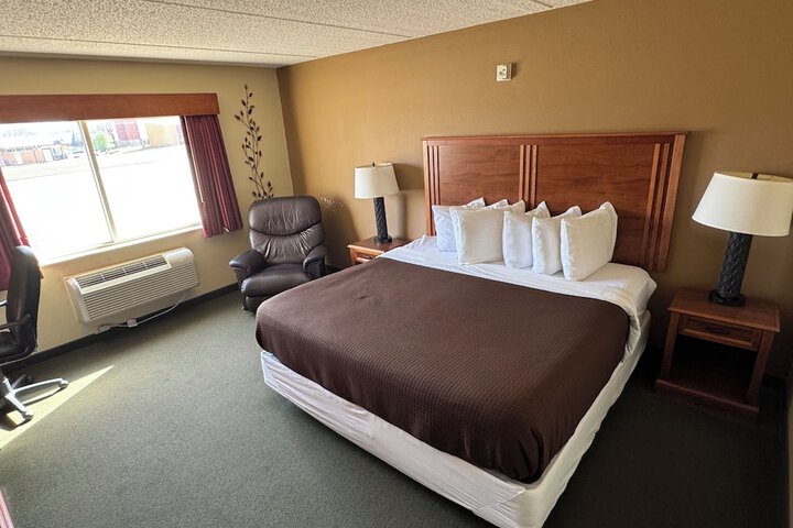 AmericInn by Wyndham McAlester
