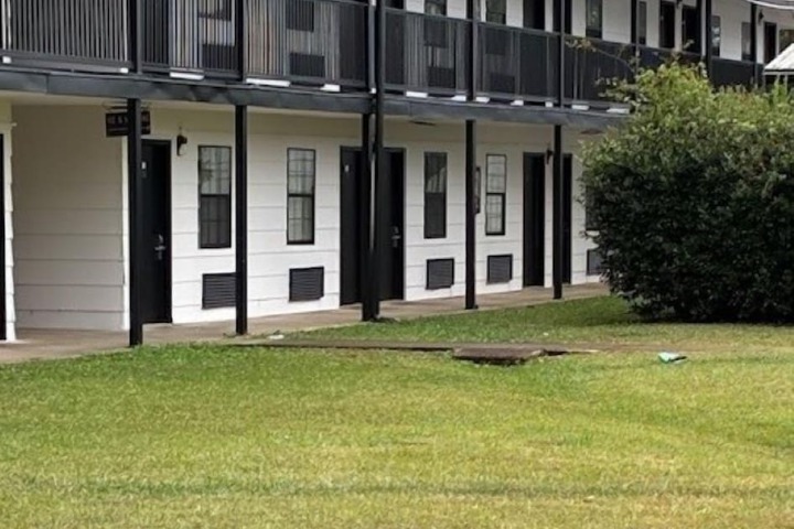 Suite Stay Talladega