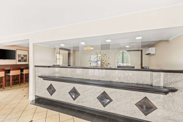 Best Western Hazlet Inn