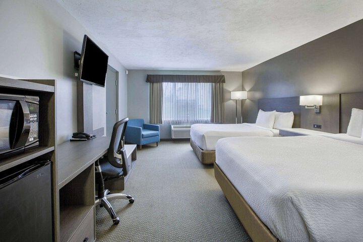 Room 15 of 63