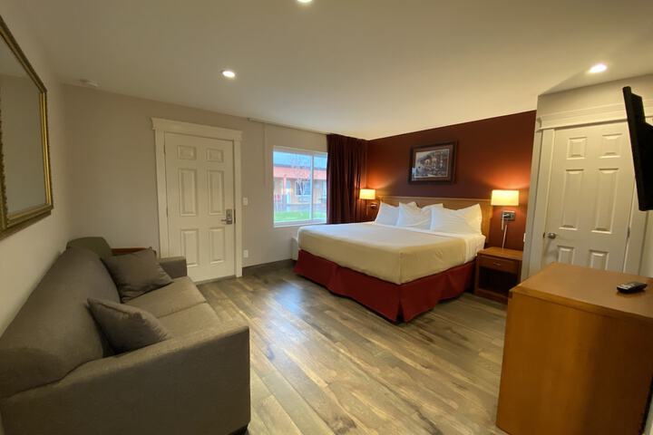 Sahara Courtyard Inn