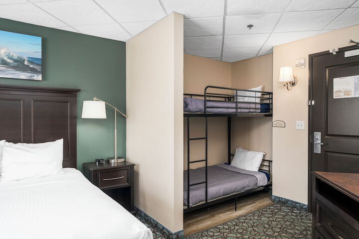 Room 37 of 118