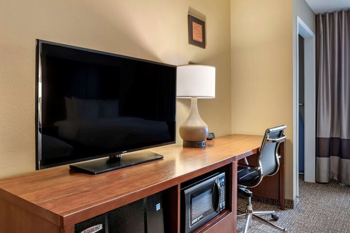 Room 21 of 32