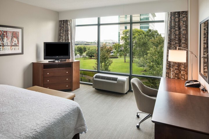 Room 14 of 35