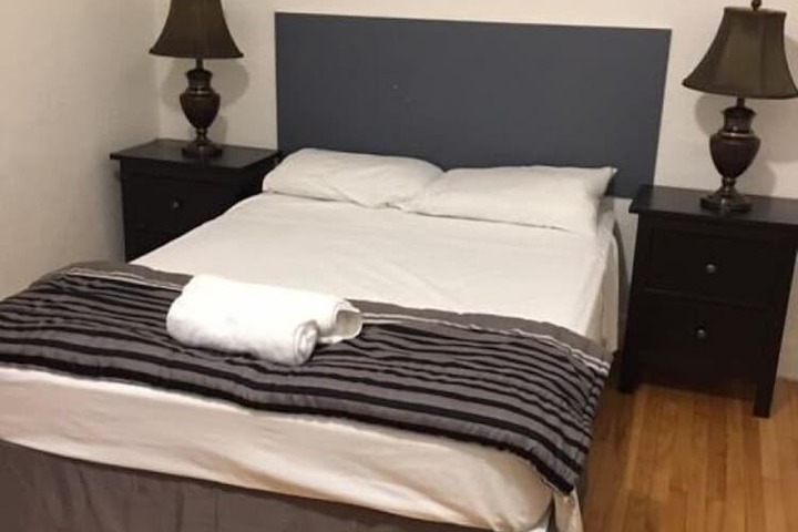 Room 11 of 25