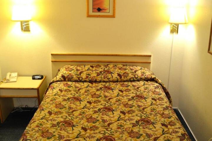 Room 21 of 24