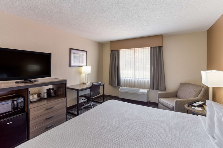 Best Western Logan Inn