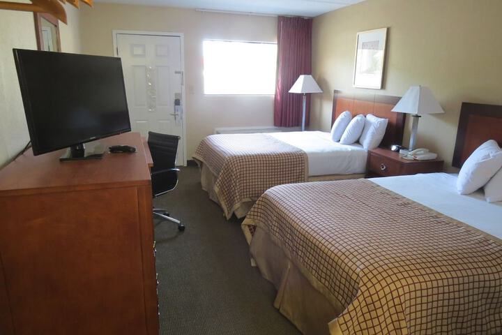 Room 15 of 26