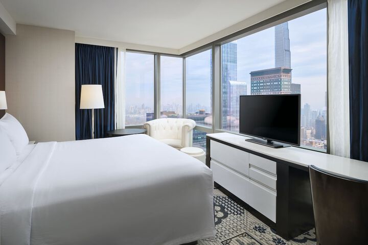 Room 15 of 63