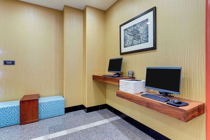 Business Center 77 of 77