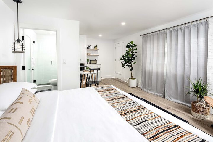 Room 28 of 41