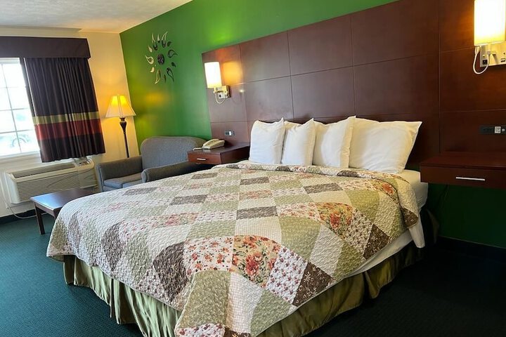 Room 9 of 23