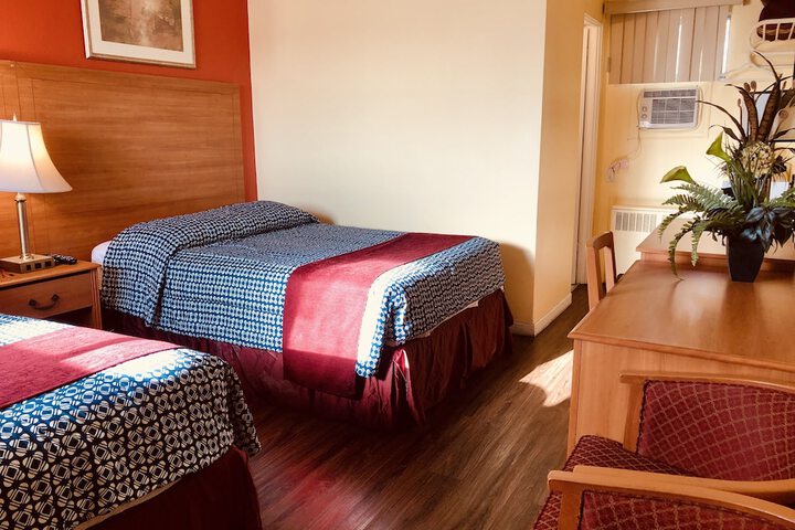 Room 13 of 31