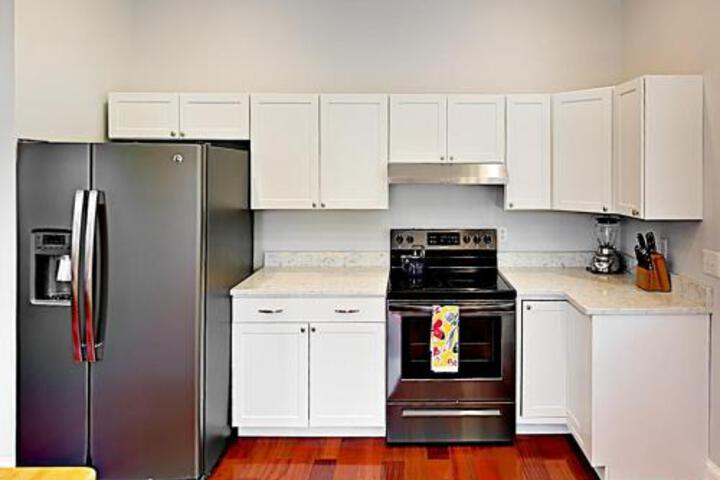 7 3rd Street Home