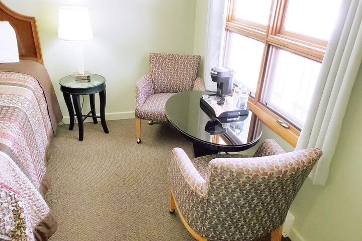 Room 60 of 114