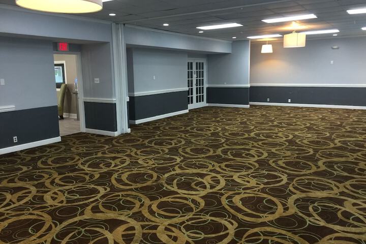 Ballroom/Hall 44 of 51