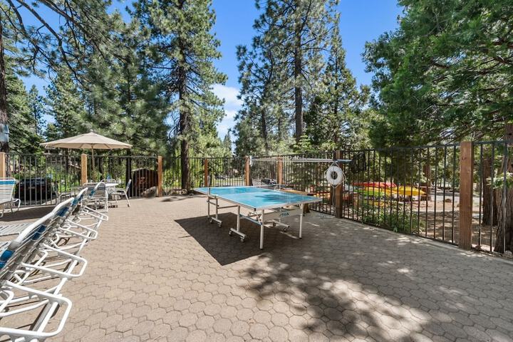 Enjoy Forest Views Retreat at Kingswood Village!