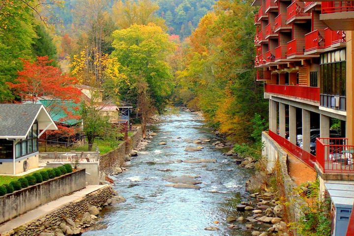 Baymont by Wyndham Gatlinburg on the River