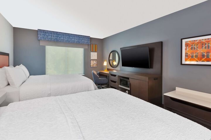 Room 20 of 33