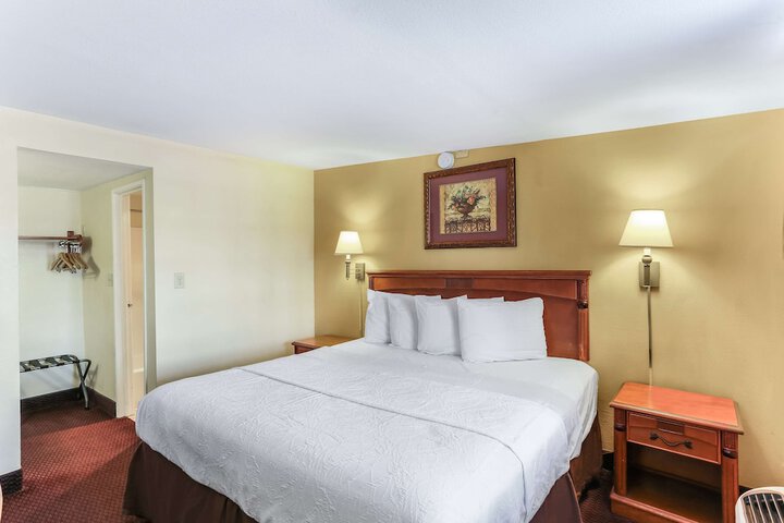 Room 21 of 30