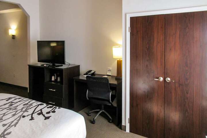 Suite 19 of 42