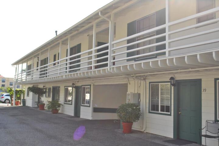 Hotel 10 of 35