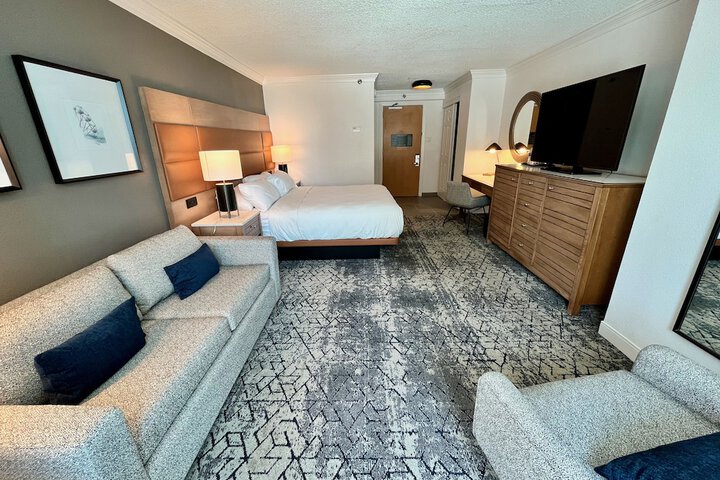 Room 107 of 152