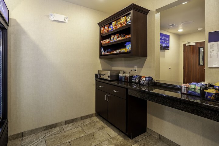 Cobblestone Inn & Suites - Brookville