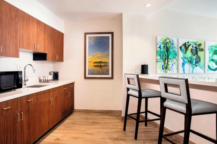 Courtyard by Marriott Faro Blanco Resort Marathon Florida Keys