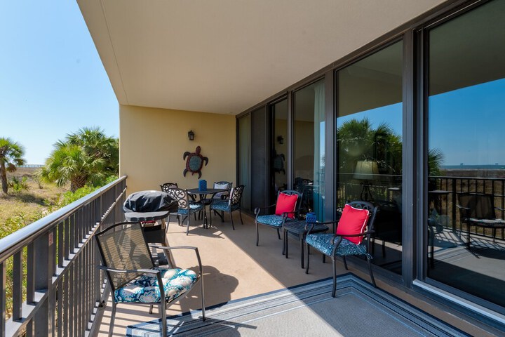 Calm Seas - Holiday Isle #119 - Tremendous Views a Beautiful Gulf Front Pool, A Heated Indoor Pool, Jacuzzi, Steam Room, & Gulf View Fitness Center. 2 Bedroom Condo by RedAwning