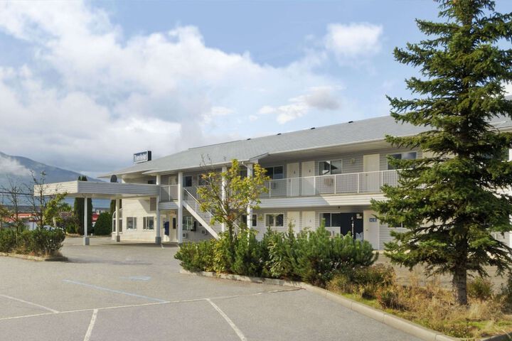 Hotel 6 of 28