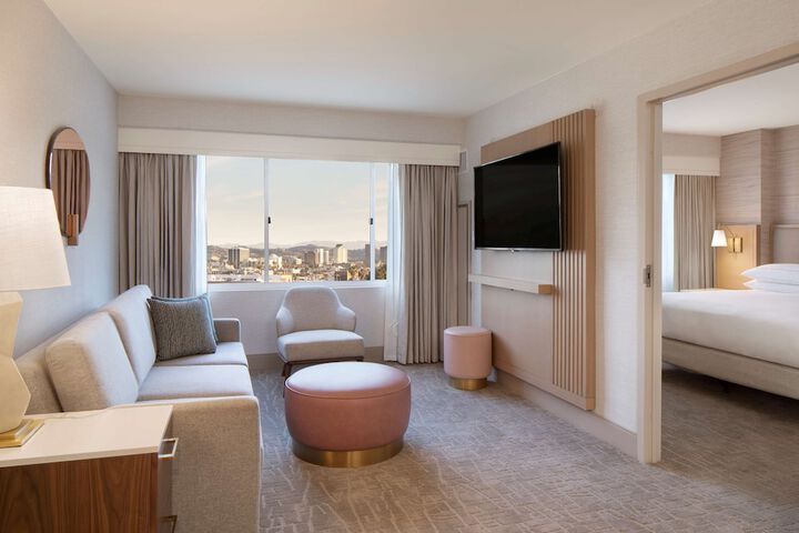 Room 28 of 58