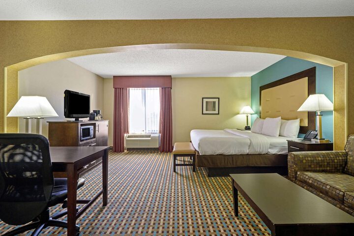 Room 21 of 26
