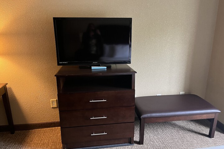 Quality Suites Graham - Burlington South