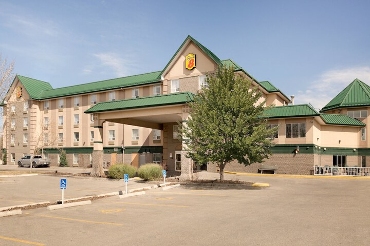 Hotel 2 of 40
