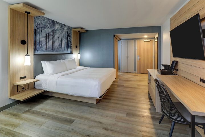 Room 21 of 60