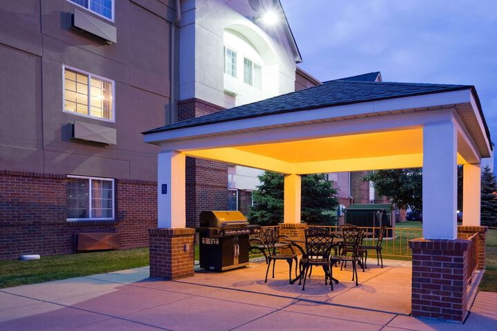Sonesta Simply Suites Minneapolis Richfield