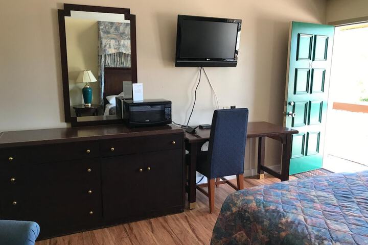 Room 46 of 64
