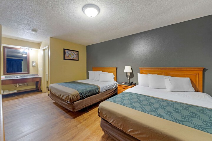 Room 43 of 71