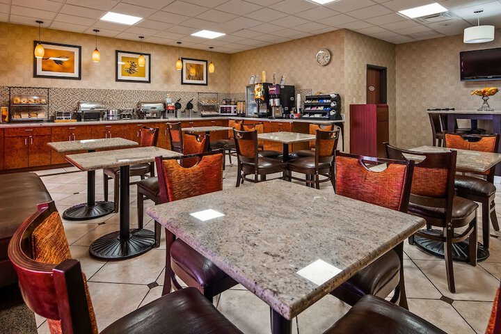 Best Western Plus Memorial Inn & Suites